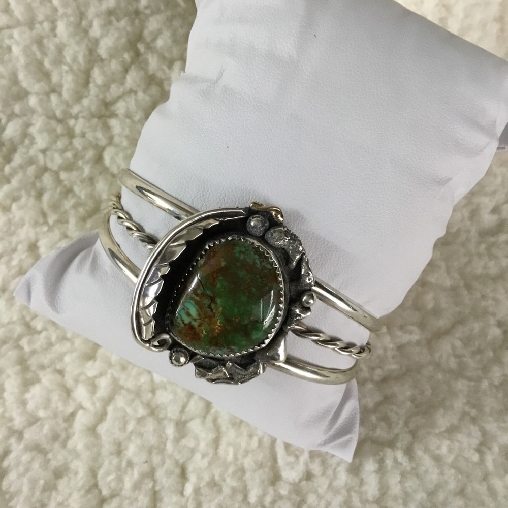 Sterling Silver Artisan Crafted Turquoise Bracelet